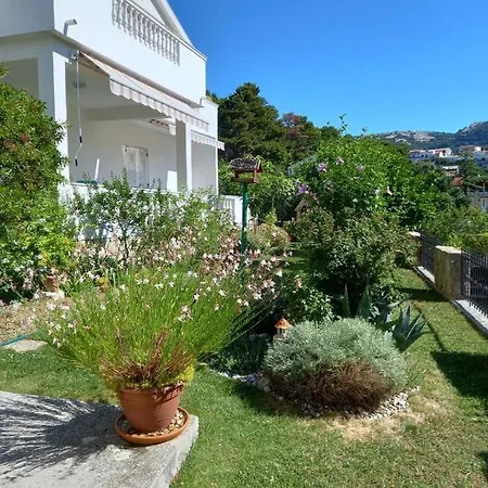 Katica Apartament *